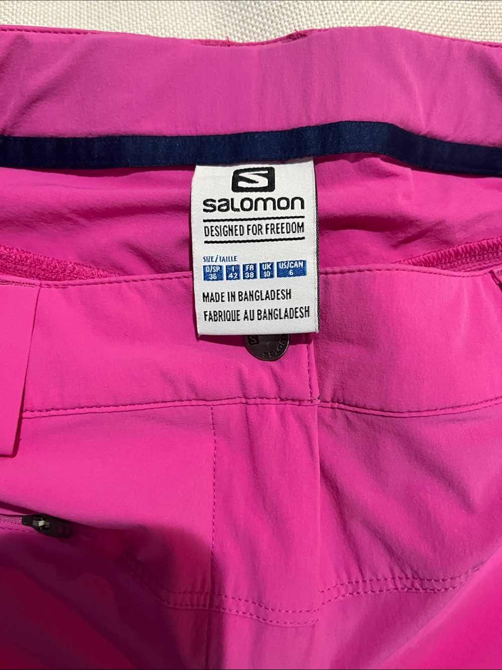 Salomon Women’s Hot Pink Technical Shorts size 6 US - Picture 5 of 9
